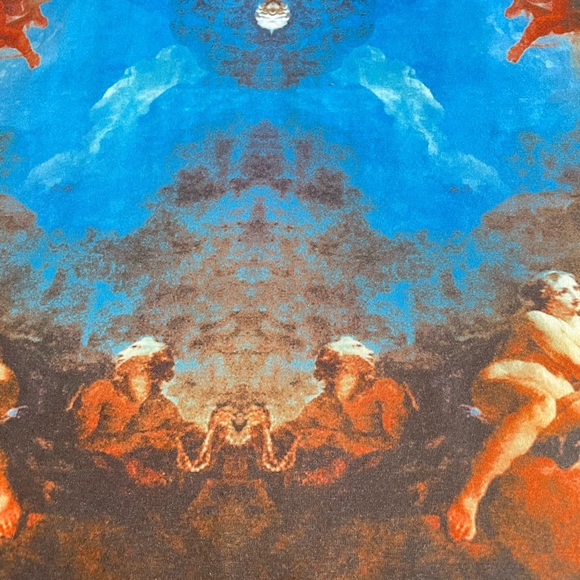 Two  Sided Artistic Graphic Tee - Picture 10 of 10